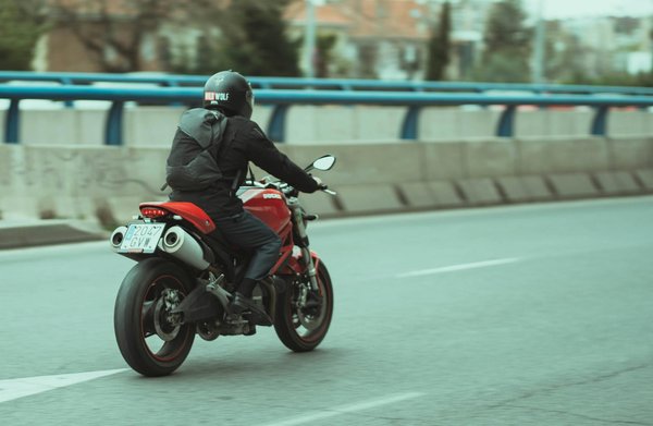 Comment restaurer une vieille moto avec les bonnes pièces détachées